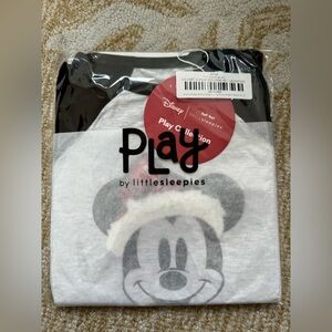 Disney Vintage Mickey Graphic Long Sleeve Tee- 5